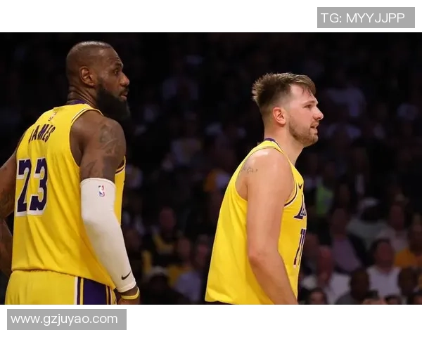 1月24日湖人与公牛的精彩对决直播全程回顾与赛后分析 1月24日湖人与公牛的精彩对决直播全程回顾与赛后分析