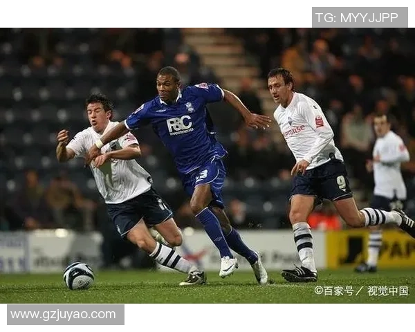 布莱克本与斯旺西比赛因何原因被推迟的详细分析与解读 布莱克本与斯旺西比赛因何原因被推迟的详细分析与解读