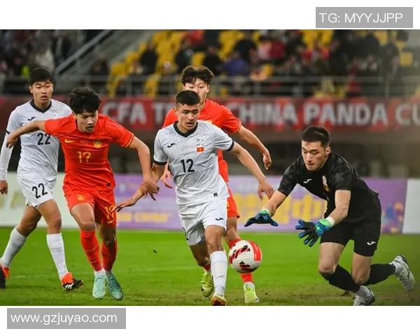 日本U19与沙特U19激战正酣争夺亚洲青年足球荣耀之战